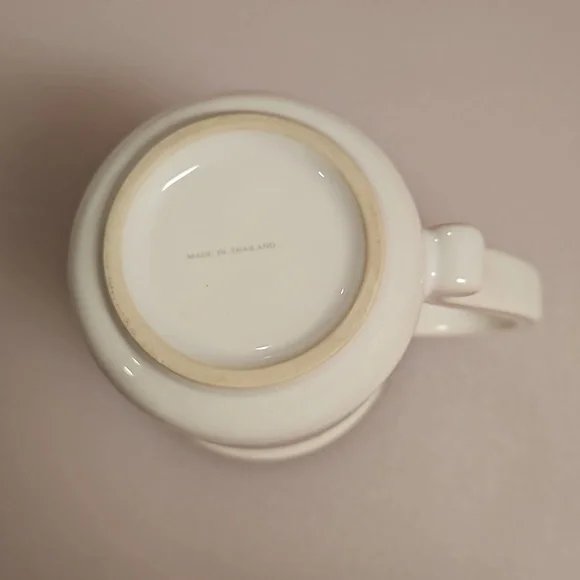 MARY KAY pink and white striped mug, gold logo ceramic mug promotional EUC - Picture 4 of 7